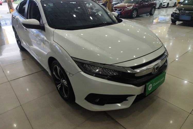 Used Honda Civic 2016 220TURBO CVT Prestige Edition Front Right 45 Deg