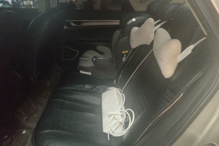 Used Geely Auto Emgrand GS 2017 Elegant Edition 1.3T Automatic Smart Connectivity Model
