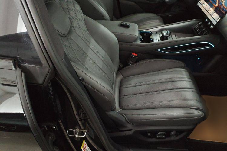 Used BYD Song L EV 2025 Intelligent Driving Version 662 km LiDAR Excellence Edition