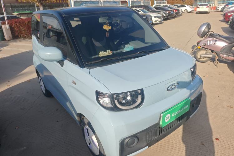 Used Chery QQ Ice Cream 2022 170km Sundae Phosphate Lithium-Ion Front Right 45 Deg