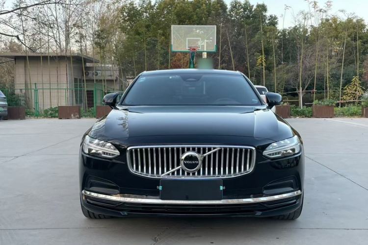 Used Volvo S90 2023 B5 Zhiyuan Luxury Edition