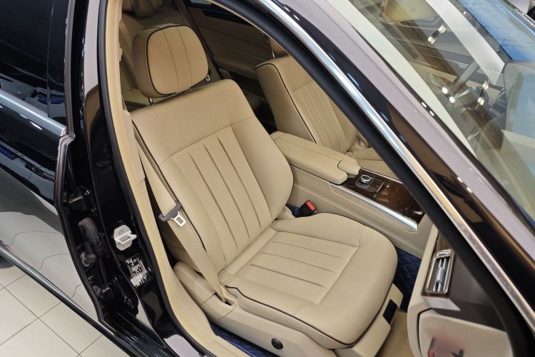 Used Mercedes-Benz E-Class 2015 Revised E 260 L
