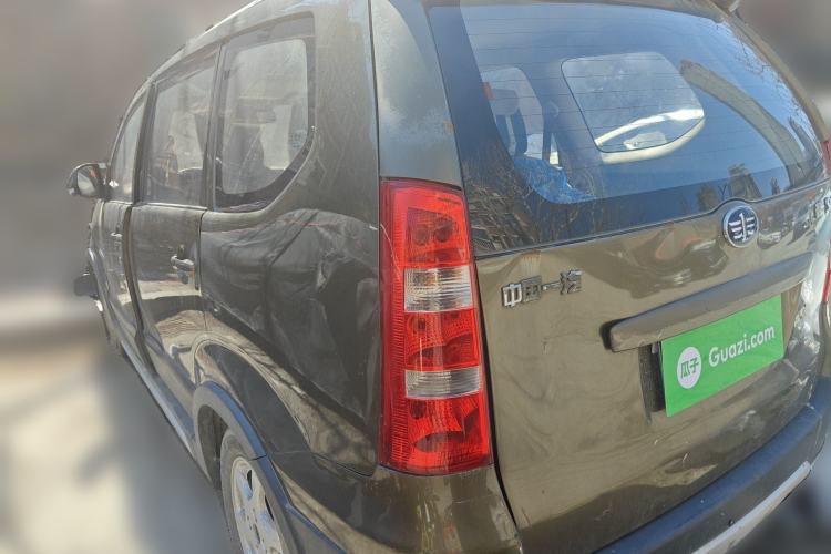 Used FAW Senya S80 2013 1.5L Manual 5-Seat Urban Fashion Edition
