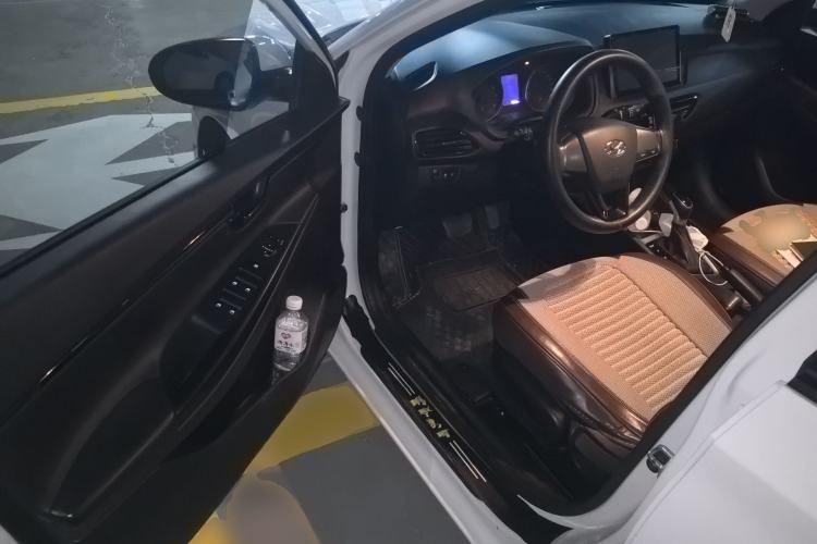 Used Hyundai Celesta 2018 1.6L Automatic GL Enjoyment Version China V Standard