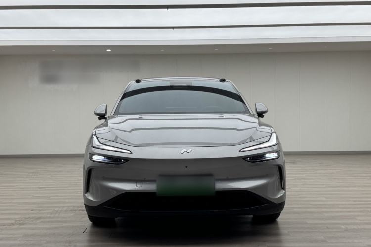 Used ONVO L60 2025 Model—60 kWh Rear-Wheel-Drive Version Front