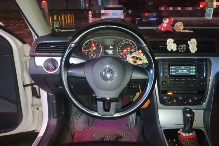 Used Volkswagen Passat 2014 1.8TSI DSG Prestige Edition Steering Wheel