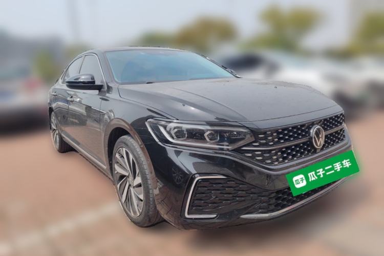 Used Volkswagen Passat 2022 330TSI Starry Luxury Edition