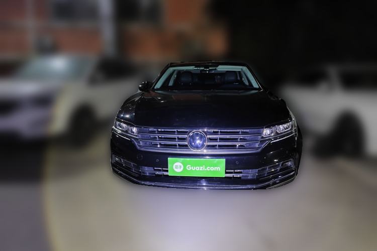 Used Volkswagen Phideon 2018 380TSI Two-Wheel Drive Business Edition Front
