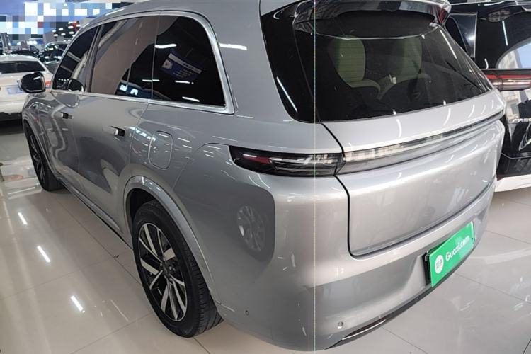 Used Li Auto L8 2023 Pro Model
