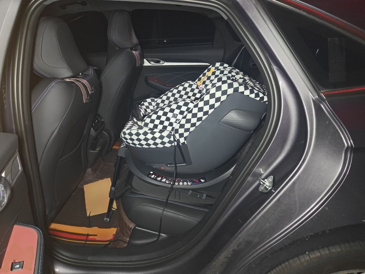 Geely Auto Preface 2026 Model Oriental Yao 1.5TD Fuyao Edition — снимка 17