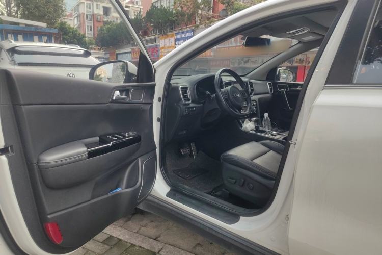 Used Kia KX5 2017 1.6T Automatic Two-Wheel Drive 15th Anniversary Special Edition DLX Driver Seat