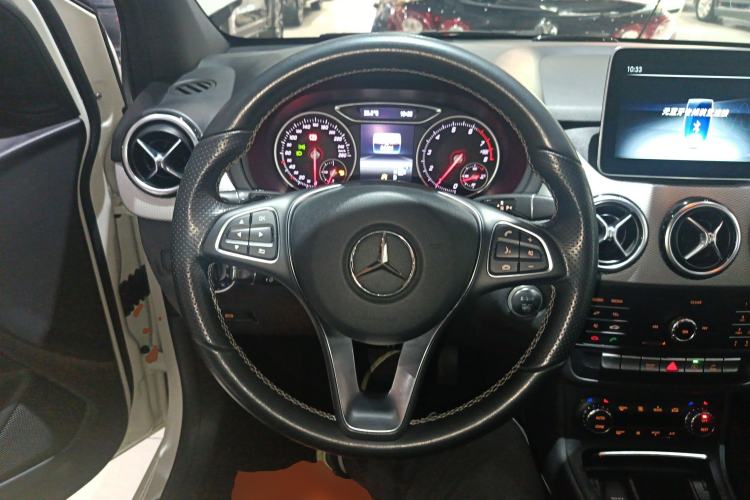 Used Mercedes-Benz B-Class 2019 B 200 Fashion Model Steering Wheel