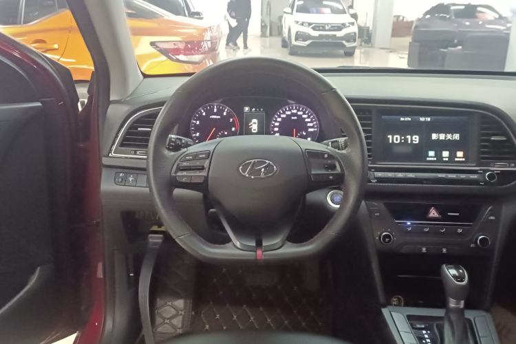 Used Hyundai Elantra (6th Generation / Lingdong) 2018 1.4T Dual-Clutch Xuan Dong · Dynamic Edition Steering Wheel