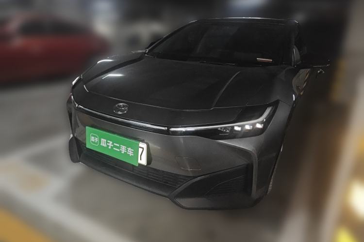 Used Toyota bZ3 2023 616 km Long-Range PRO