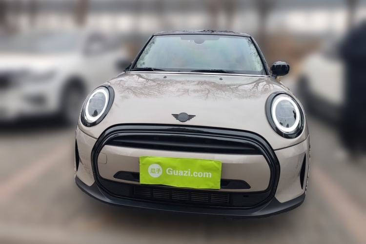 Used MINI 2023 1.5T COOPER Artist
