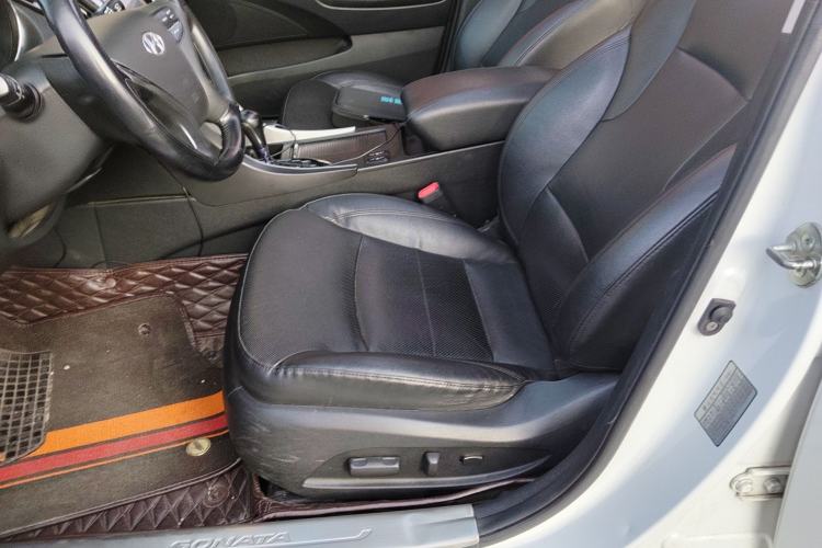 Used Hyundai Sonata 2014 2.4L Automatic Luxury Version China IV Standard