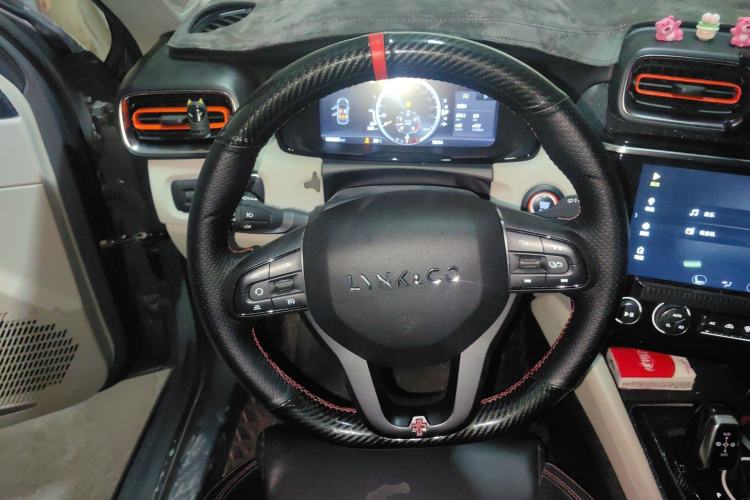 Used Lynk & Co 02 2018 1.5T DCT Two-Wheel Drive Zhaoban China V Standard Steering Wheel