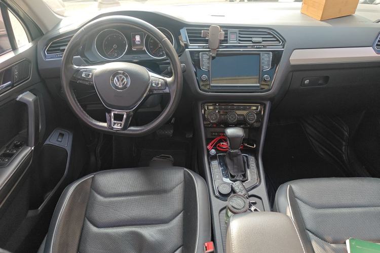 Used Volkswagen Tiguan L 2017 380TSI Automatic All-Wheel-Drive Flagship Edition
