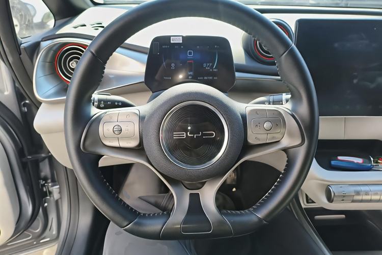 Used BYD Dolphin 2021 405 km Fashion Edition