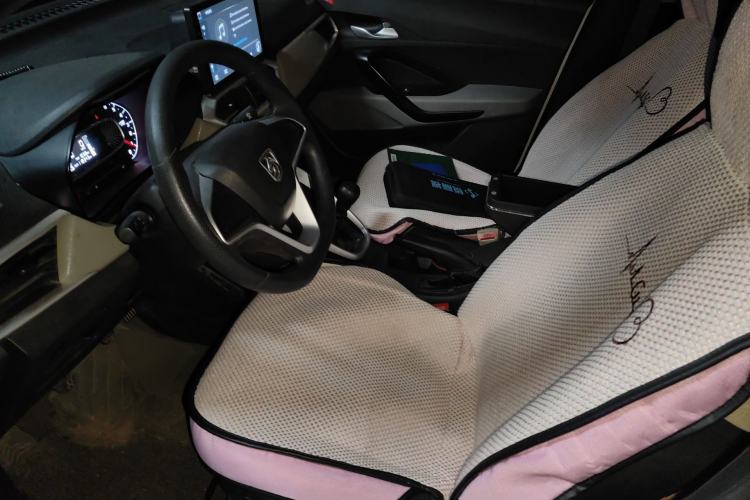 Used Baojun 510 2017 1.5L manual Comfort trim