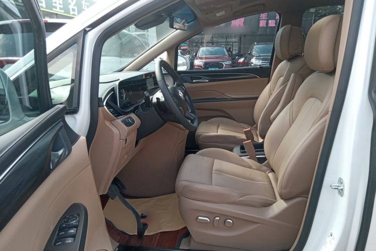 Used Buick GL8 2020 ES Land Cruiser 653T Luxury Edition Driver Seat