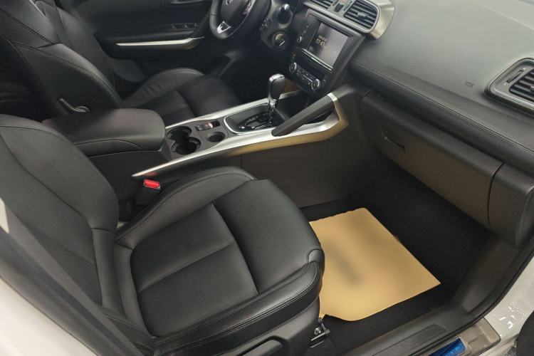 Used Renault Kadjar 2016 2.0L Two-Wheel-Drive Luxury Edition
