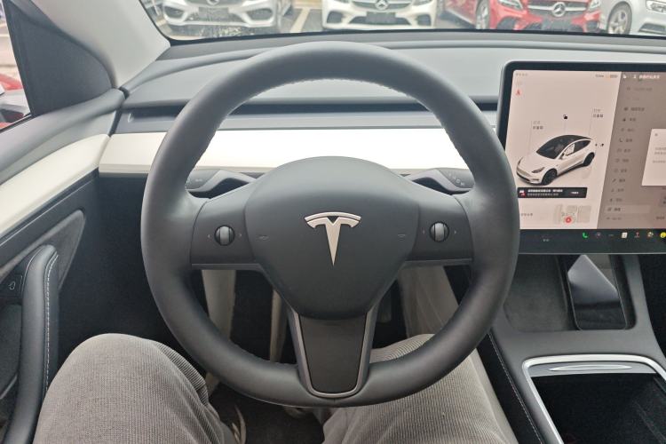 Used Tesla Model Y 2022 Revised Version Rear-Wheel Drive Steering Wheel
