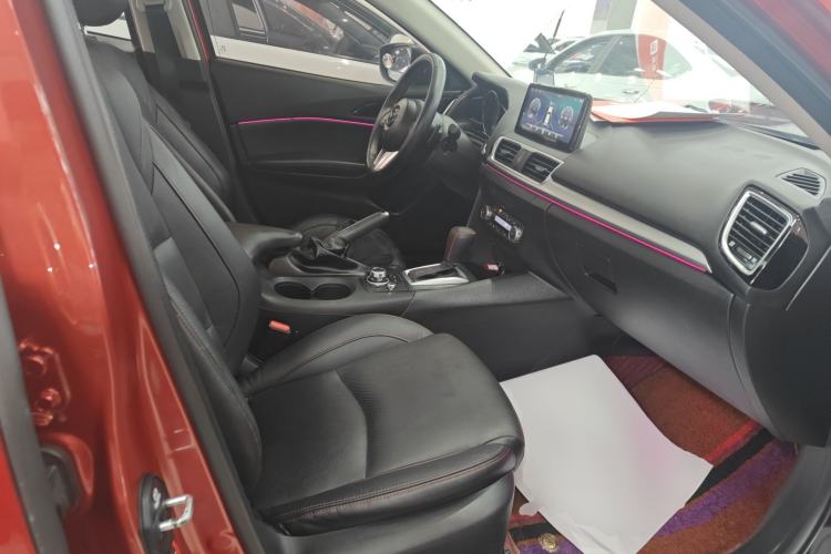 Used Mazda Mazda 3 Axela 2016 Sedan 2.0L Automatic Flagship Model