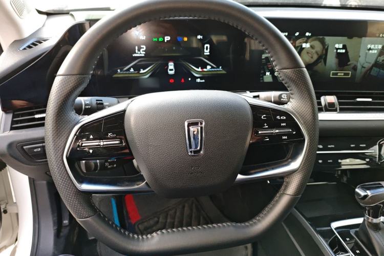 Used Bestune B70 2023 3rd Generation 1.5T Automatic Enjoyment Version 70th Anniversary Edition Steering Wheel