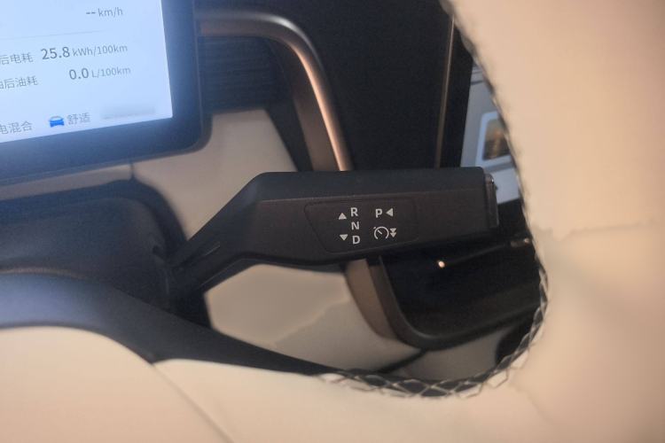 Used Dongfeng eπ eπ008 2024 210Max Range-Extended Version 6 Seats