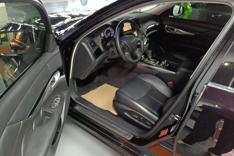 Used Infiniti Q70 2017 Q70L 2.5L Elite Edition Driver Seat