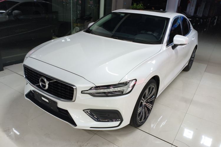 Used Volvo S60 2021 T4 Zhiyuan Luxury Edition