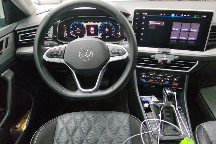 Used Volkswagen Sagitar 2024 300TSI DSG Excellence Edition Steering Wheel