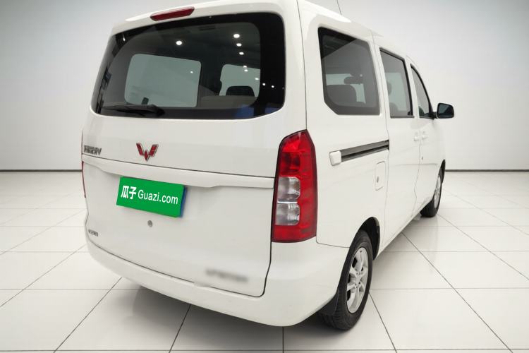 Used Wuling Hongguang V 2019 1.5L Enjoyment Version China VI LAR
