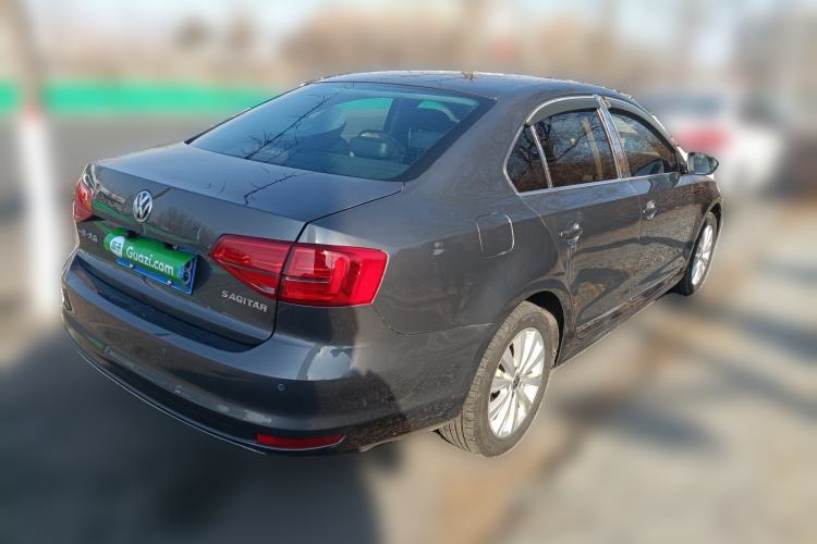 Used Volkswagen Sagitar 2015 1.6L Manual Comfort Model Rear Right 45 Deg