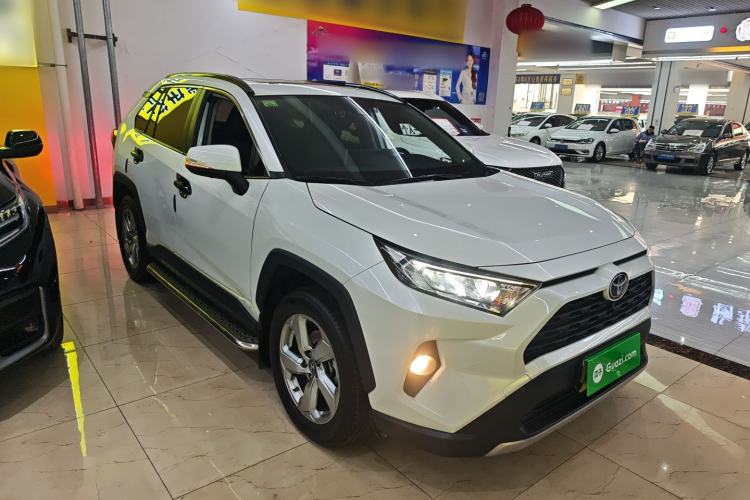 Used Toyota RAV4 2020 2.0L CVT Two-Wheel Drive Fashion Edition