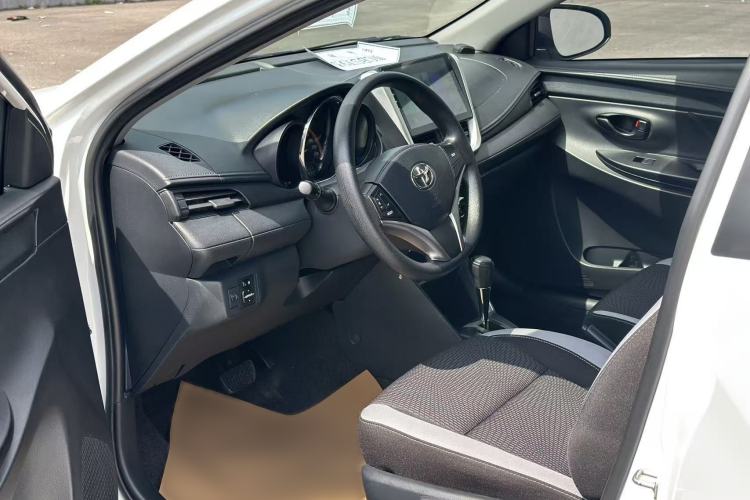 Used Toyota YARiS L Zhi Xuan 2022 1.5L CVT Leading PLUS Edition
