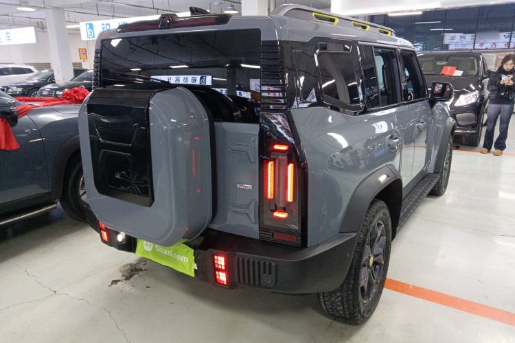 Used JETOUR Traveler 2023 2.0T All-Wheel Drive CrossPRO+