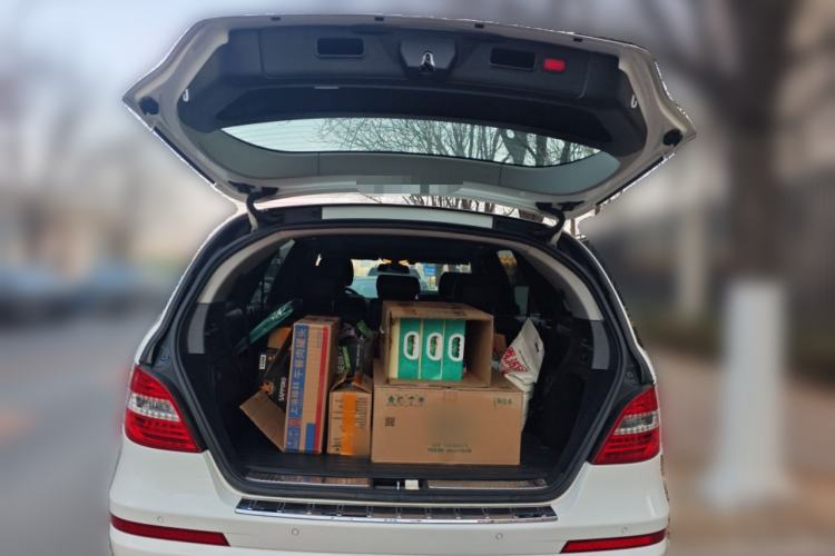 Used Mercedes-Benz R-Class 2015 R 320 4MATIC Luxury Model
