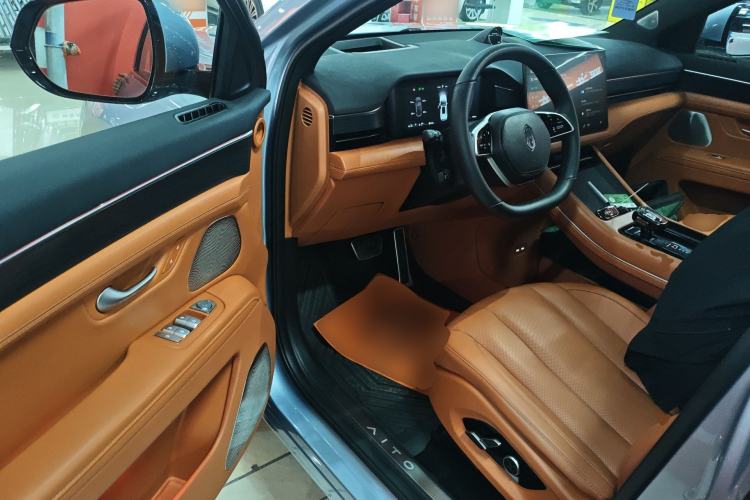 Used Hima AITO M7 2024 1.5T Intelligent Driving All-Wheel Drive Pro Version 5 Seats Ternary Lithium Battery Driver Seat