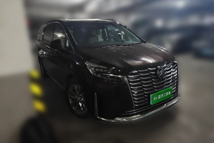 Used Buick GL8 2022 Facelifted Avenir Aivia 7-Seater Premium Edition Front Right 45 Deg