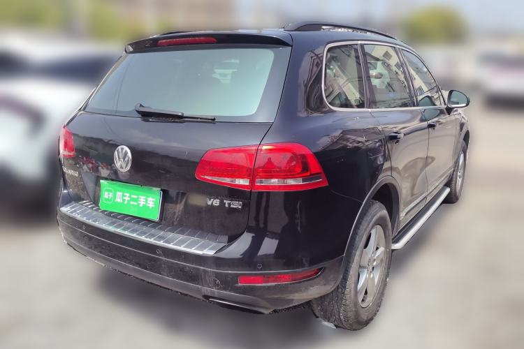 Used Volkswagen Touareg 2011 3.0 TSI Comfort Version Rear Right 45 Deg
