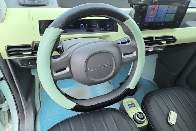 Used Geely Galaxy Panda 2024 Panda Mini 200km Endurance Bear
