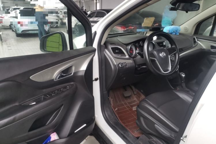 Used Buick Encore 2015 1.4T Automatic Two-Wheel Drive Urban Elite Version
