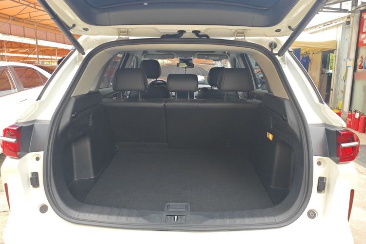 Used GAC Trumpchi GS4 PLUS 2021 270T Automatic Galaxy Edition Trunk