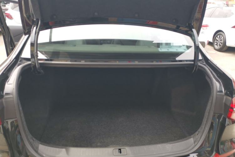 Used Chevrolet Monza 2019 RS 330T Automatic Comfort Edition China VI Standard Trunk