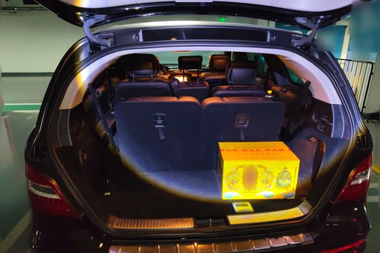 Used Mercedes-Benz R-Class 2014 R 320 4MATIC Business Model