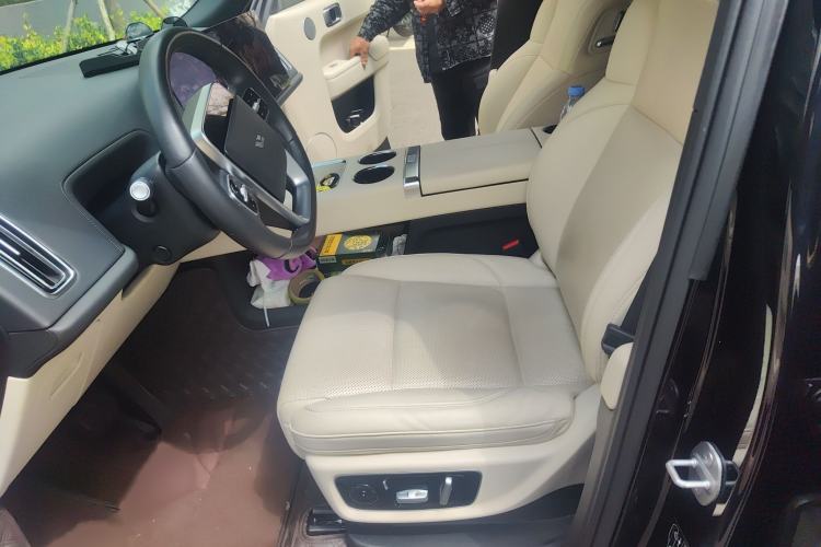 Used Li Auto L8 2023 Pro Model Left Front Seat