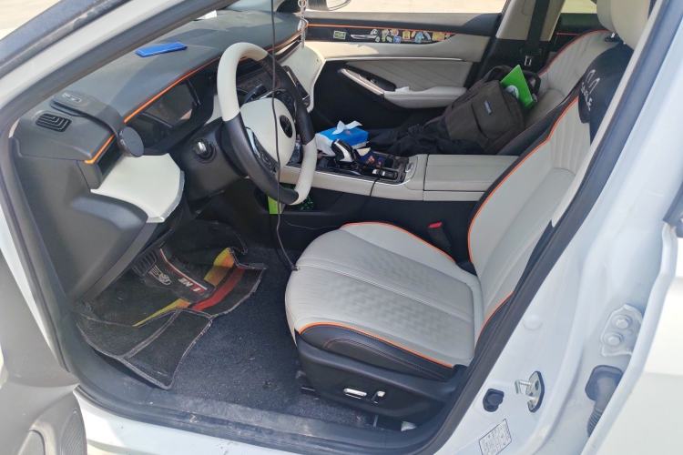 Used Dongfeng Aeolus Yixuan MAX 2023 1.5T Super Cool Trendy Dad Edition
