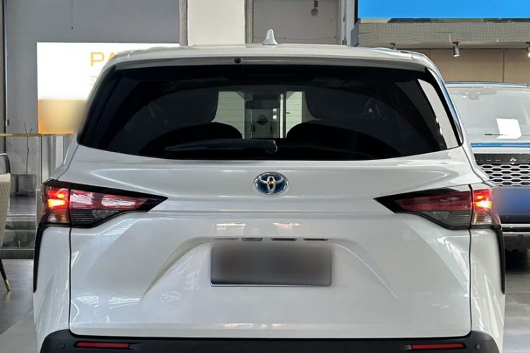 Used Toyota SIENNA 2021 2.5L Hybrid Comfort Edition
